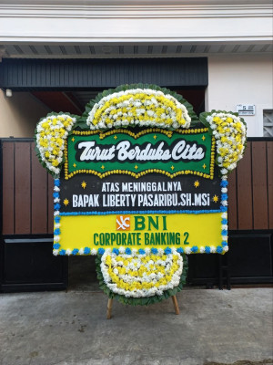 Papan Bunga Duka di Tanganapada