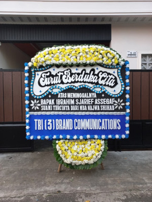 Papan Bunga Duka di Tanganapada